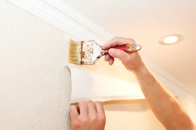 Pose de papier peint à la Bloutière — revêtements muraux et toiles de verre